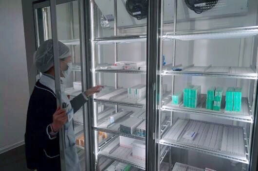 Noticia-CBFI-abastecimiento del cuarto-img vaccíneo de la conservación en cámara frigorífica